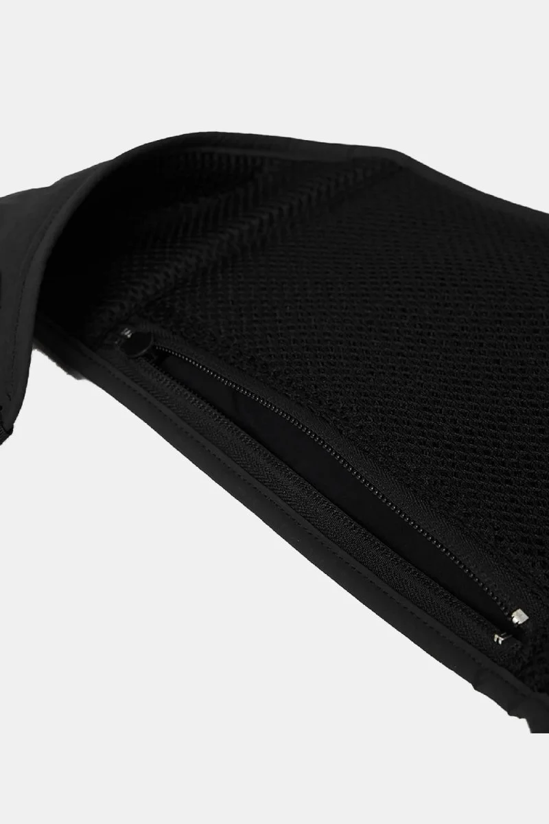 Mazi Untitled Movement Bag (Black) - Image 4